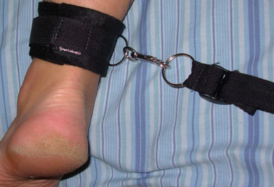 Babeland's Under The Bed Restraints